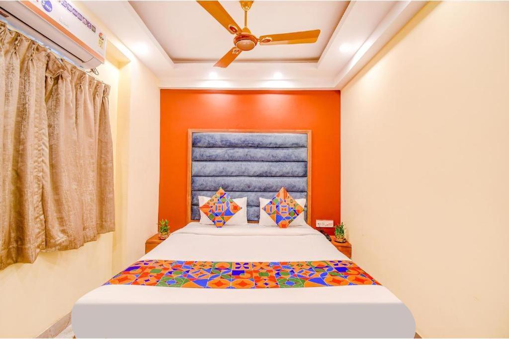 Hotel Aqua Tulip Kolkata Exterior photo